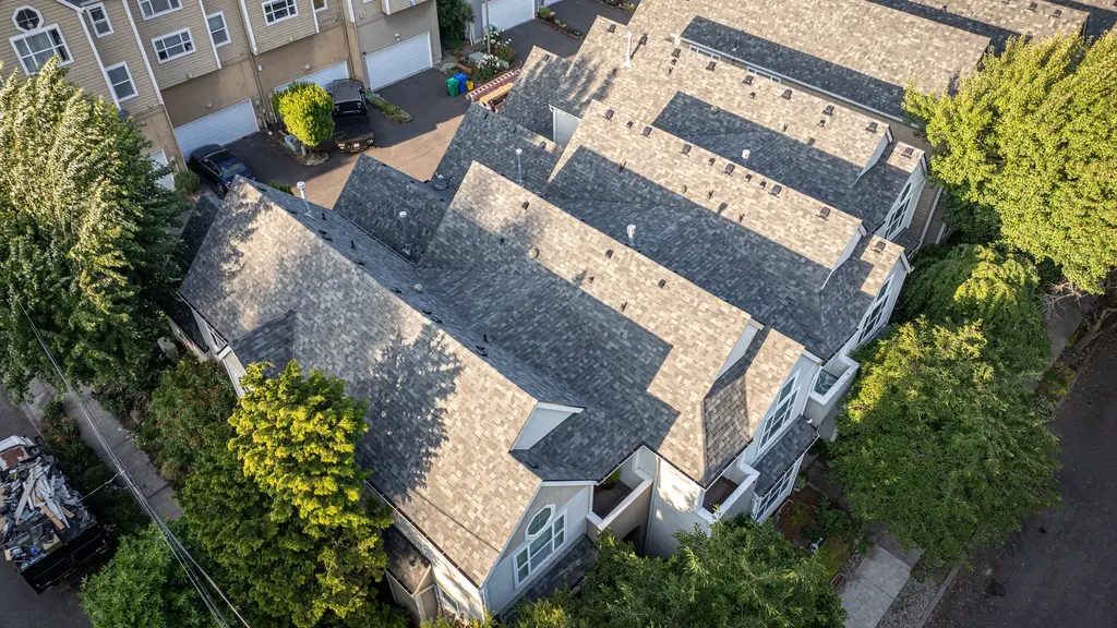 Roofing Safety on Hot Days: How a Professional Crew Manages Heat