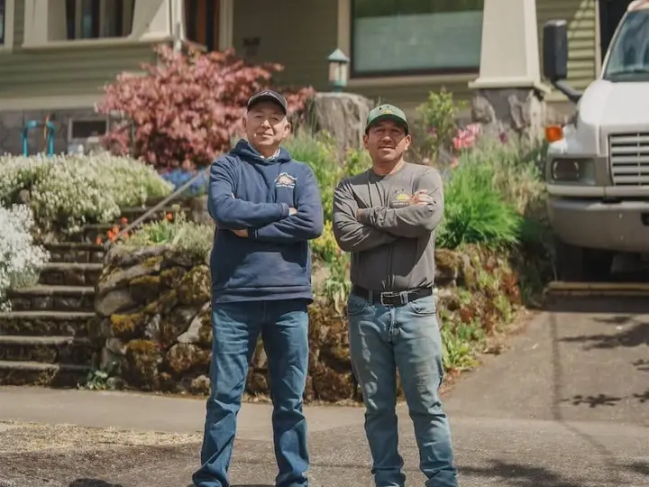 Sunnyside Roofing founders Ricardo and Abraham